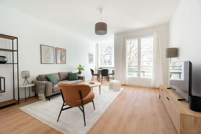 Beeindruckende 2-Zimmer Wohnung in Charlottenburg - voll möbliert — photo 1